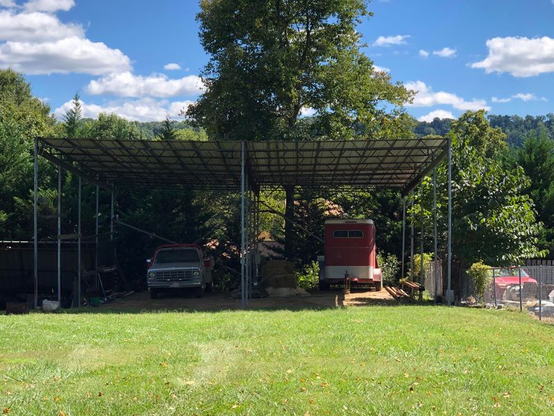 4712 E Emory Rd, Knoxville, TN 37938