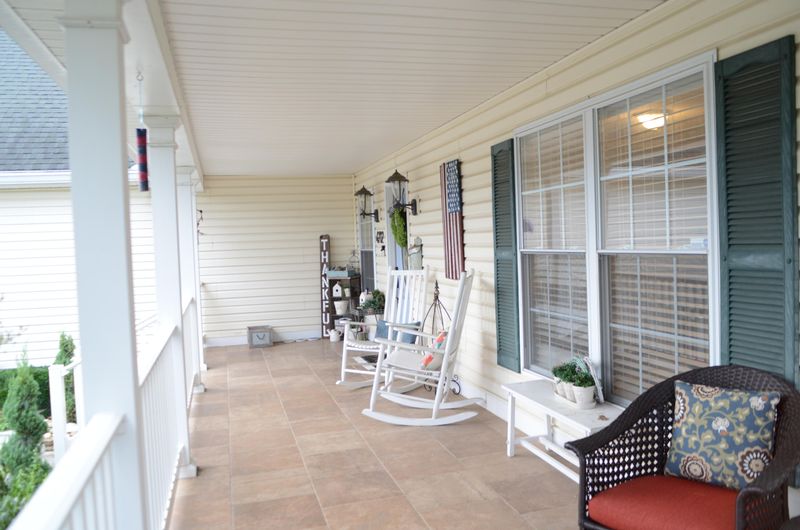 4712 Jones Rd, Knoxville, TN 37918