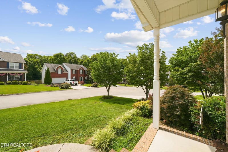 4713 Creekrock Ln, Knoxville, TN 37918