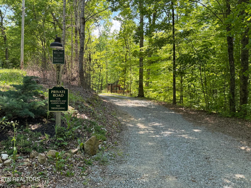 4716 Fred Jennings Rd, Walland, TN 37886