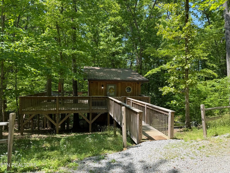 4716 Fred Jennings Rd, Walland, TN 37886