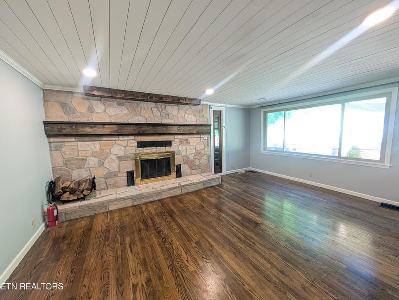 4718 Sevierville Pike, Knoxville, TN 37920