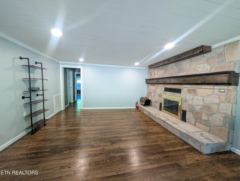 4718 Sevierville Pike, Knoxville, TN 37920