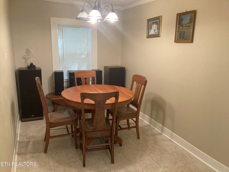 4720 Griffith Dr, Knoxville, TN 37914