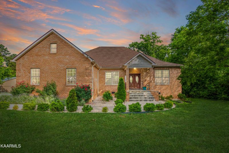 4721 E Emory Rd, Knoxville, TN 37938