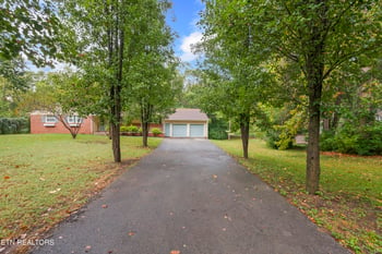 4721 W Sunset Rd, Knoxville, TN 37914