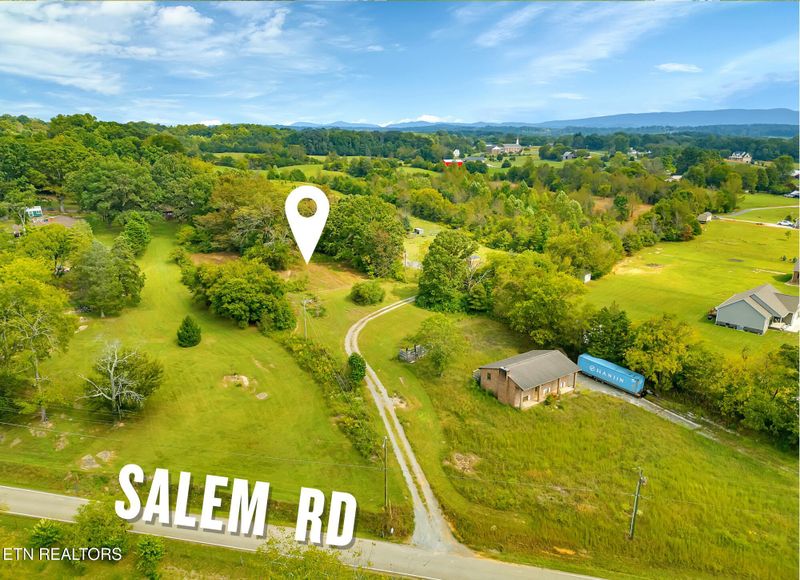 4722 Salem Rd, Greenback, TN 37742