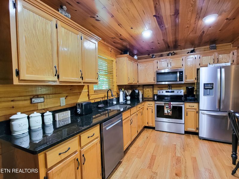 4723 Riversong Ridge Way, Sevierville, TN 37876