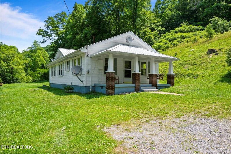 4724 S Highway 25 W, Lafollette, TN 37766