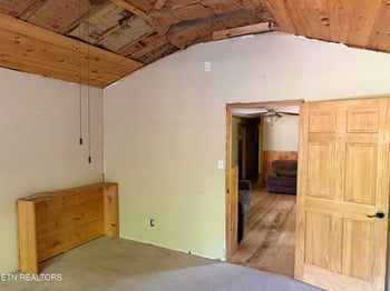 4728 Fred Jennings Rd, Walland, TN 37886