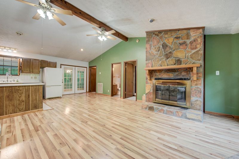 473 Powder House Rd, Powell, TN 37849