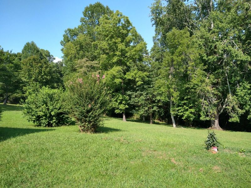 473 Woolsey Rd, Harriman, TN 37748