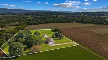 4740 Old Niles Ferry Rd, Maryville, TN 37801