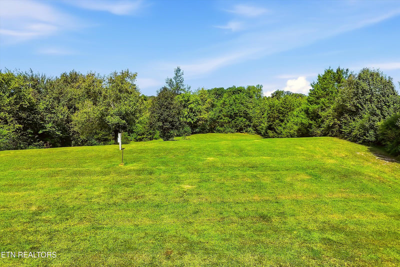 4745 Morganton Rd, Maryville, TN 37801