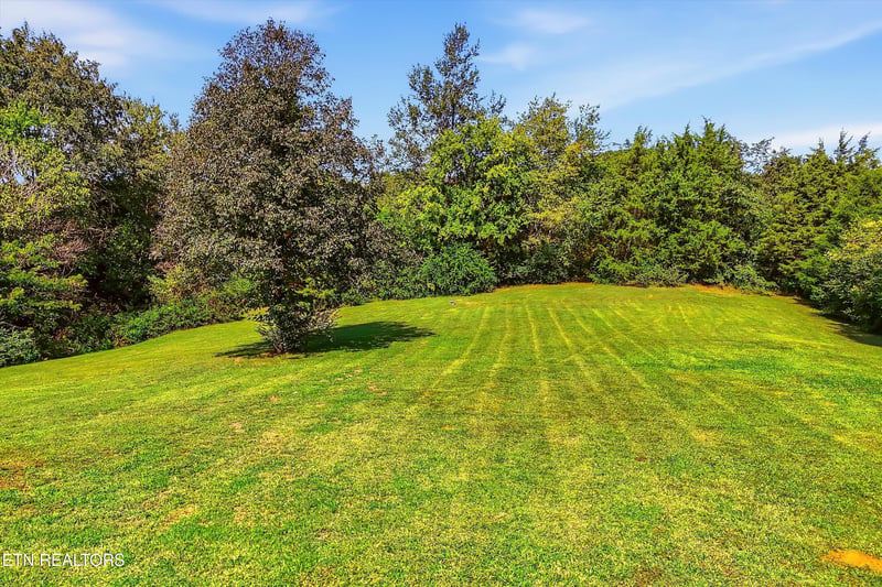 4745 Morganton Rd, Maryville, TN 37801