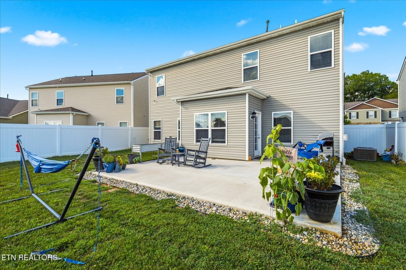 4745 Willow Bluff Cir, Knoxville, TN 37914