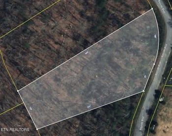 475 Bayside Blvd, Bean Station, TN 37708