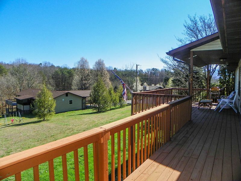 475 Connatser Ln, Sevierville, TN 37876