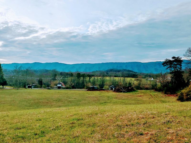 4752 Baumgardner Rd, Maryville, TN 37803