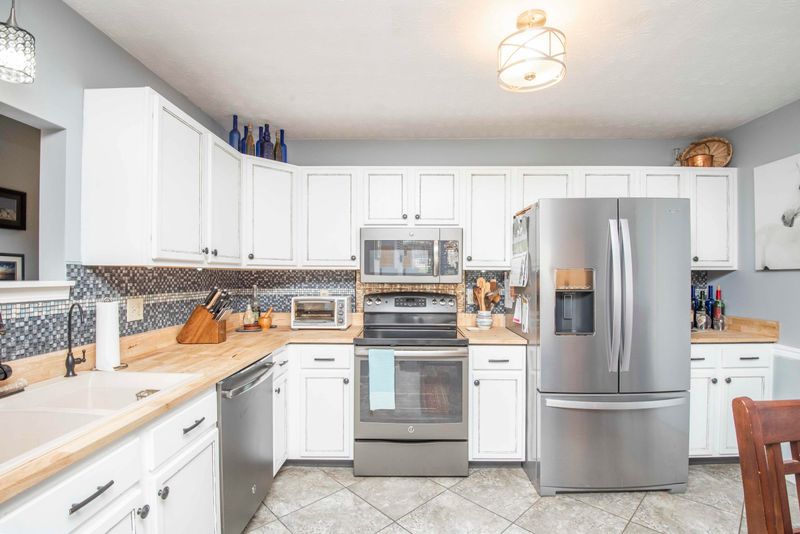 4754 Cabbage Ln, Knoxville, TN 37938