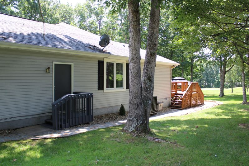 476 Lakeview Dr, Fairfield Glade, TN 38558