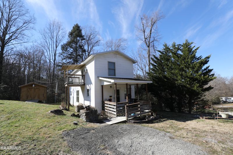 4764 Fred Jennings Rd, Walland, TN 37886