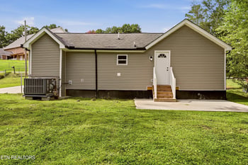 477 Marlow Cir, Clinton, TN 37716