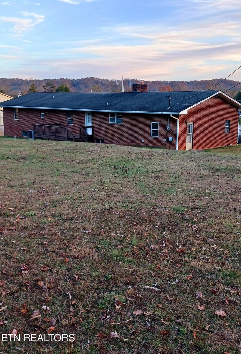 4776 Roane State Hw, Rockwood, TN 37854