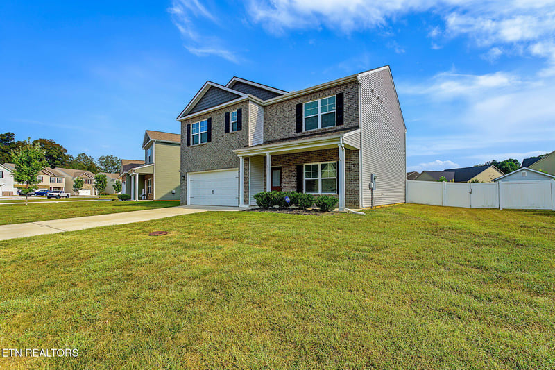 4777 Willow Bluff Cir, Knoxville, TN 37914
