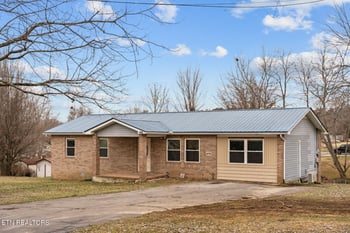 478 Lee Dr, Crossville, TN 38555