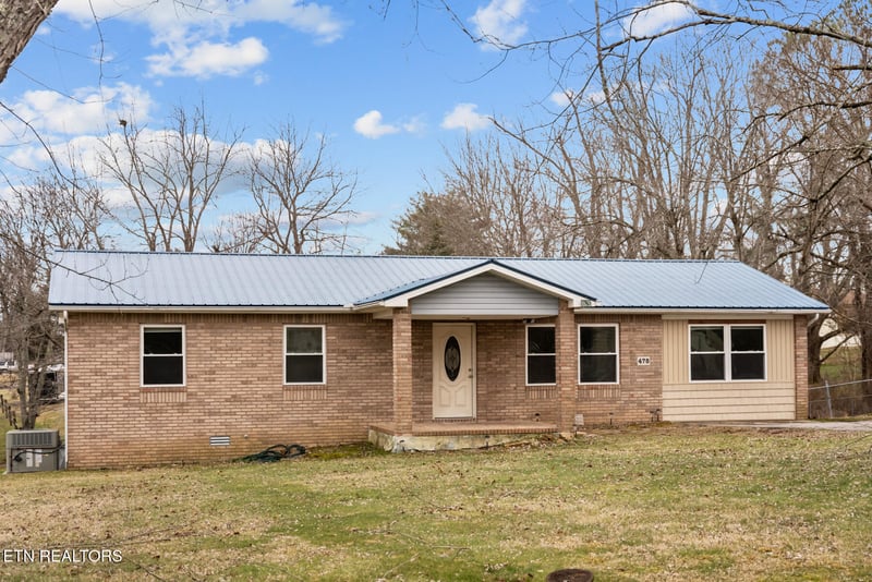 478 Lee Dr, Crossville, TN 38555