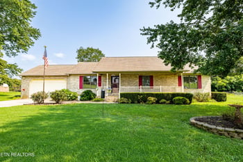 478 Wilaway Rd, Maryville, TN 37801