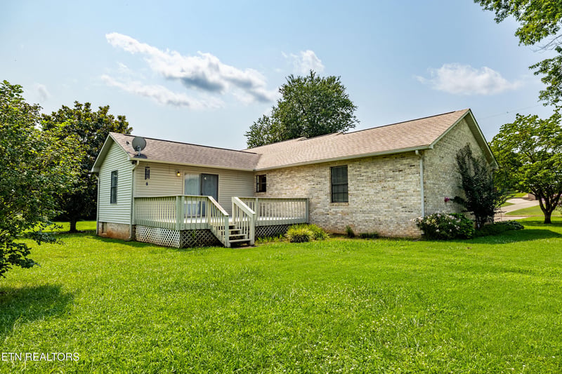 478 Wilaway Rd, Maryville, TN 37801