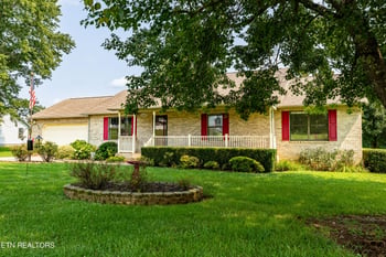 478 Wilaway Rd, Maryville, TN 37801