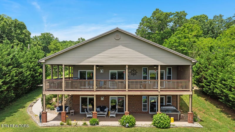 479 Engel Rd, Loudon, TN 37774