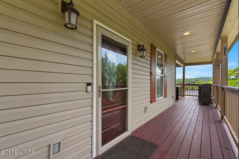 479 Engel Rd, Loudon, TN 37774