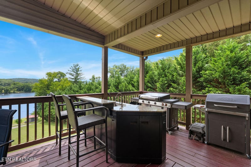 479 Engel Rd, Loudon, TN 37774