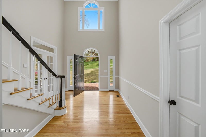 48 Rivers Run Way, Oak Ridge, TN 37830