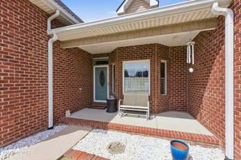48 Saddle Brook Ln, Crossville, TN 38571