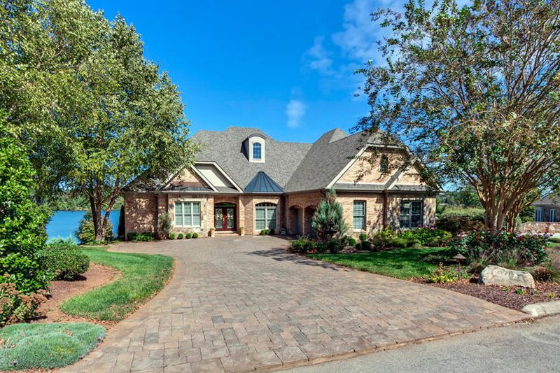 480 Cormorant Dr, Vonore, TN 37885
