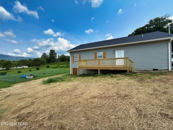 480 Glade Springs Rd, Lafollette, TN 37766