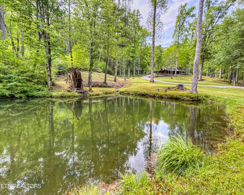 480 Holder Cemetery Rd, Tellico Plains, TN 37385