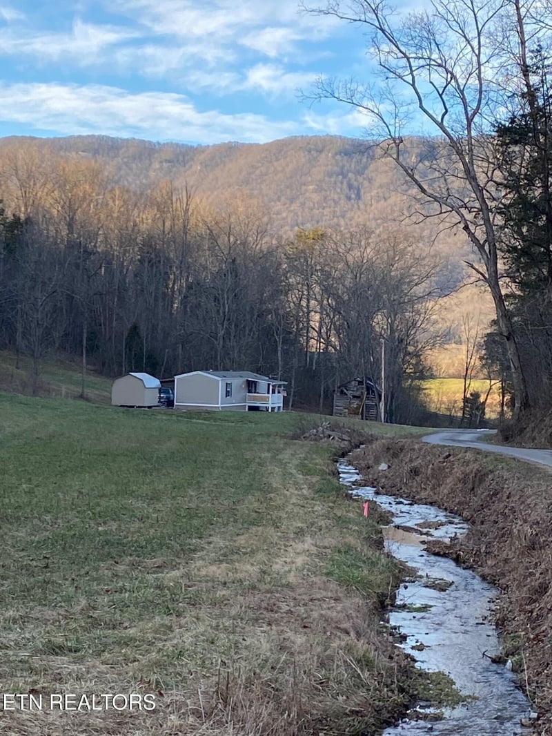 480 Water St 1 Acre Land, Speedwell, TN 37870