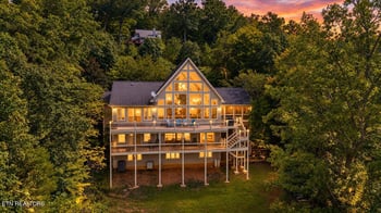 480 White Tail Ln, Lafollette, TN 37766