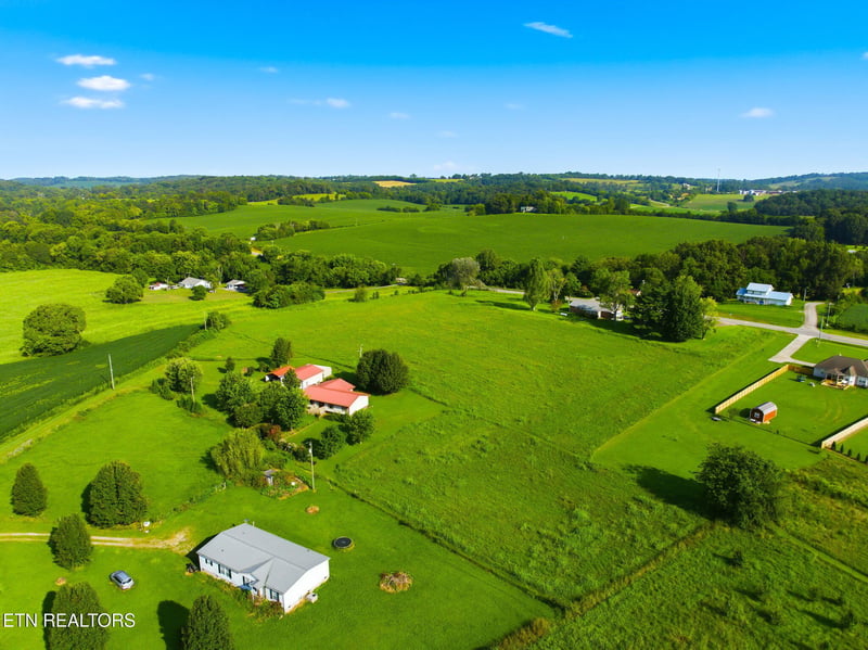 480 Windell Way, Sweetwater, TN 37874