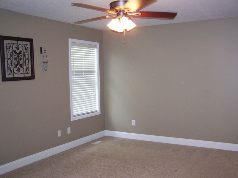 4801 Basenger Dr, Knoxville, TN 37938