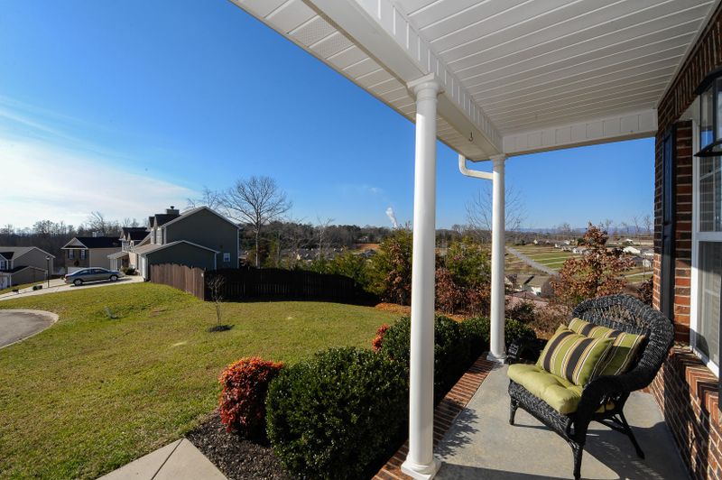 4801 Falling Star Ln, Powell, TN 37849