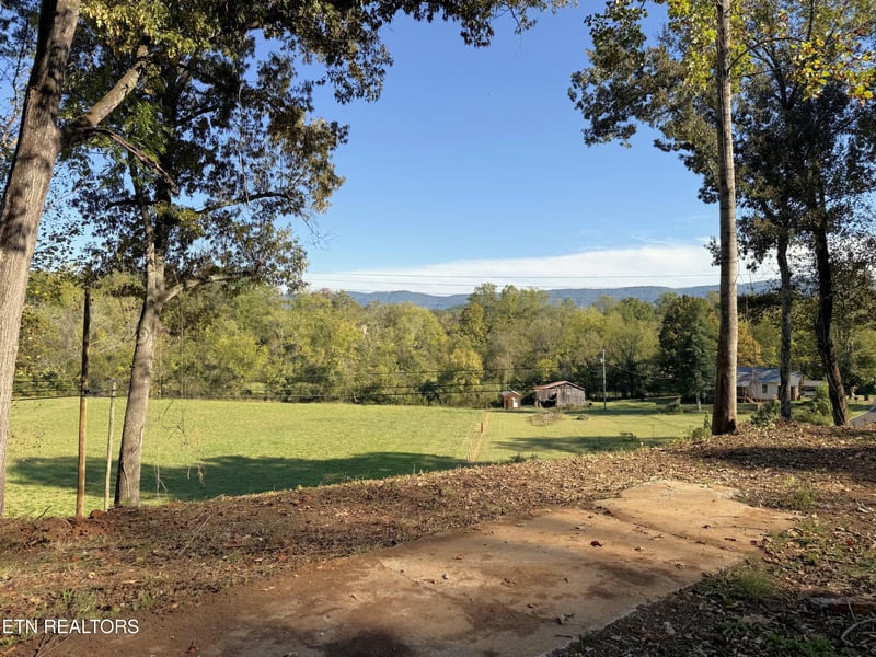 4801 Mint Rd, Maryville, TN 37803