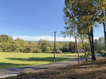 4801 Mint Rd, Maryville, TN 37803