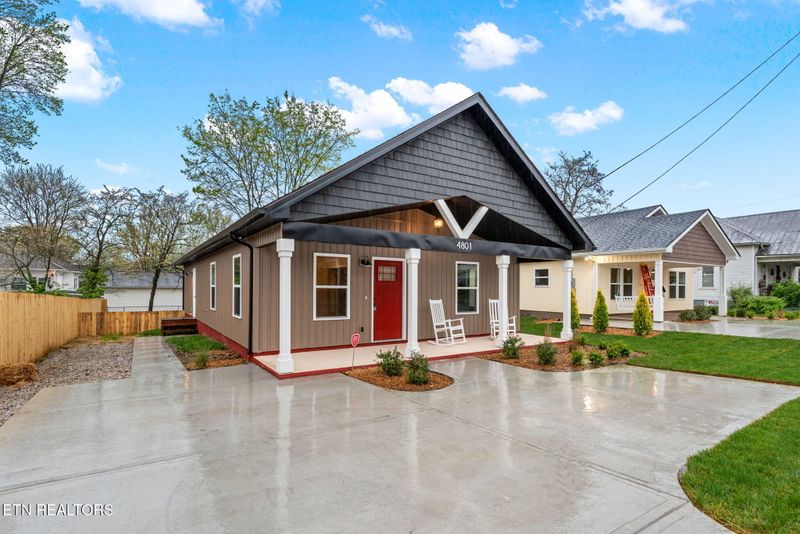 4801 Rowan Rd, Knoxville, TN 37912